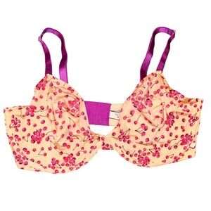 Victoria’s Secret womens demi bra underwire